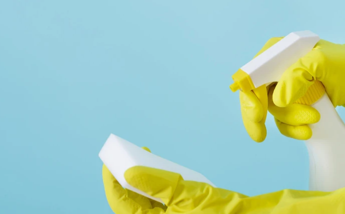 保養清除地板雜物，令橡膠地板恢復彈性