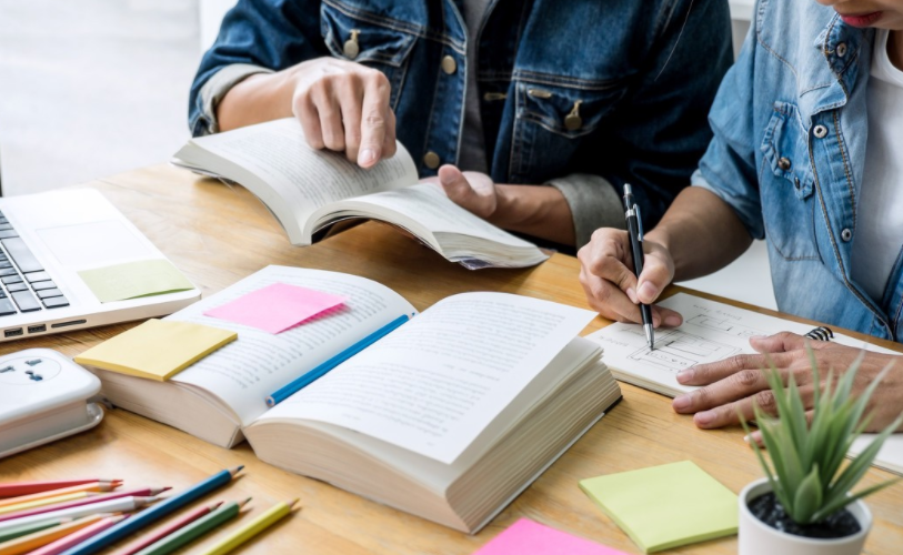 不同教育場所的塑膠地板設計區別